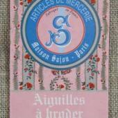 Sajou Six embroidery needles sizes 22, 24 & 26 - Pink