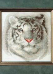 Issue 66 - Jill Oxton's Cross Stitch & Beading